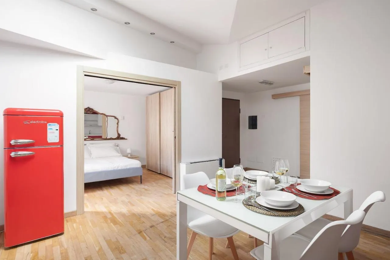 Solemar Sicilia - Palazzo Quaroni Apartment Palermo