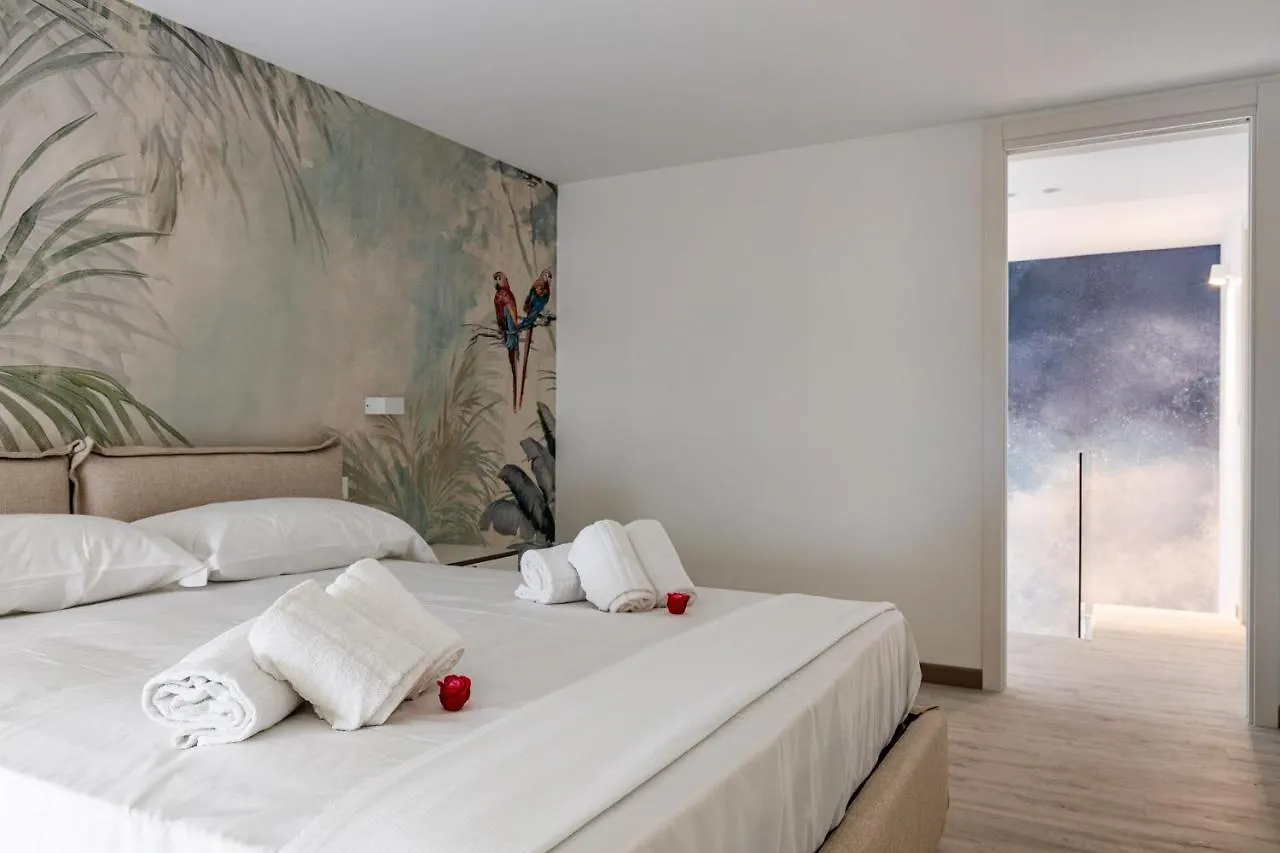 Solemar Sicilia - Palazzo Quaroni Apartment Palermo